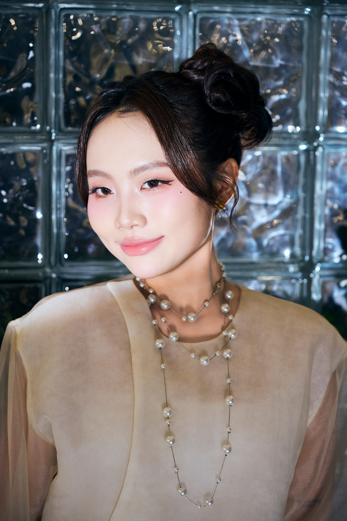 Phương Mỹ Chi hóa thân thành "Natra phiên bản 2025". Ảnh: FB Phương Mỹ Chi