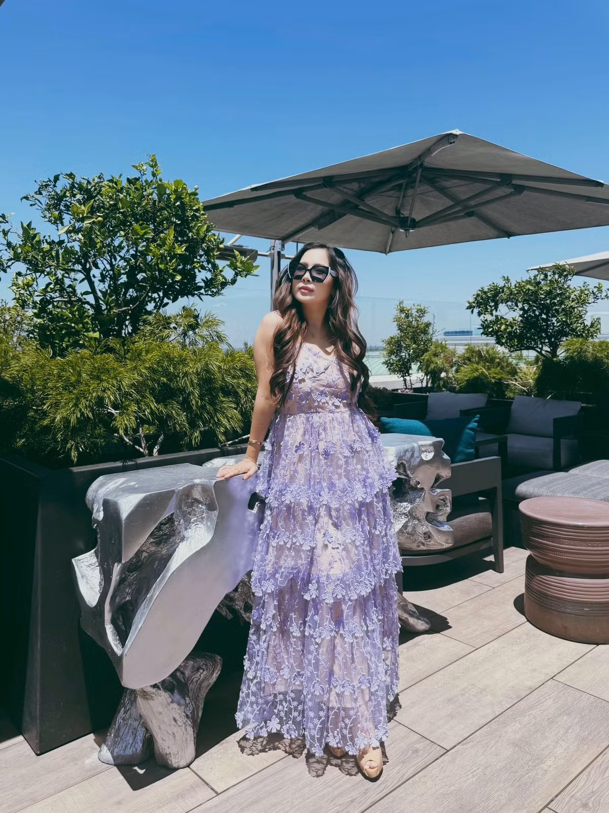 Sau khi rời nhóm và sang Mỹ định cư, cô dần rút lui khỏi làng giải trí Việt, tập trung cho cuộc sống gia đình và công việc riêng. Ảnh: FB Duy-uyen Nguyen