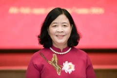 [Infographic] Tiểu sử bà Bùi Thị Minh Hoài ứng cử ĐBQH khoá XVI