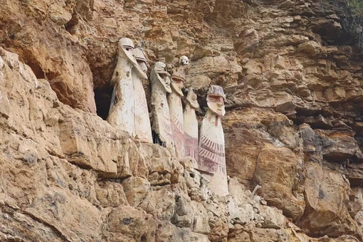 Phát hiện đầu tượng nghi lễ cổ đại ở Amazon