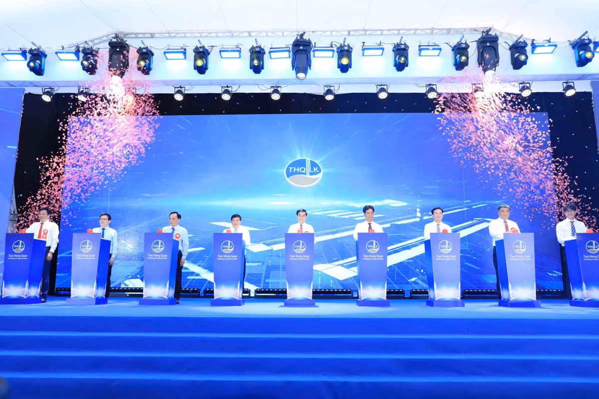 103.jpg