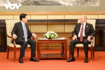 Chủ tịch nước Lương Cường hội kiến Tổng thống Nga Vladimir Putin