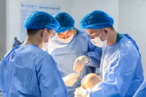 Nội soi khớp gối chỉnh lỏng gối, kém vận động