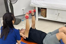 Bác sĩ Việt Nam sang Pháp học 'chìa khóa' bảo vệ trái tim sau điều trị