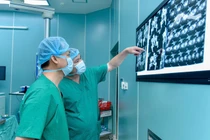 Cứu sống cô gái trẻ gãy xương chậu phức tạp do tai nạn nghiêm trọng