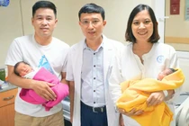 Cuộc chiến giành sự sống cho ba mẹ con sản phụ thai nằm trên vết mổ cũ