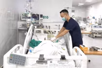 Hồi sức thành công bệnh nhi 15 tuổi ngừng tim vì đuối nước