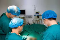 Buốt không đi tiểu cần nghĩ đến viêm niệu đạo không do lậu