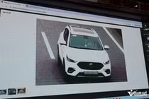 "Đột nhập" Trung tâm chỉ huy CSGT xem camera AI tự bắt lỗi