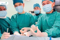 Người thầy thuốc cứu một nhịp tim, giữ lại cả tương lai