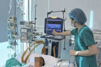 Trẻ 11 tuổi sợ nước nói nhảm, không ngờ viêm não vì bệnh dại