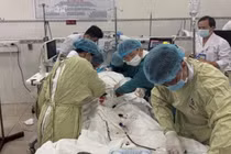 Cứu người phụ nữ bị tiêu chảy ngưng thở, ngừng tim khi đến bệnh viện