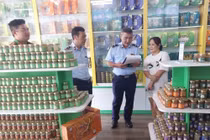 Yến chưng giả của Tuấn Dương & TKT nguy hại ra sao?