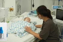 Bé trai suy hô hấp nặng vì uống phải tinh dầu đuổi muỗi