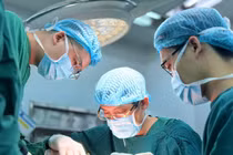 Mổ nhiều lần u nang bao hoạt dịch ở tay vẫn tái phát