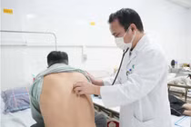 Không chủ quan biến chứng viêm phổi sau cúm A đe dọa tính mạng