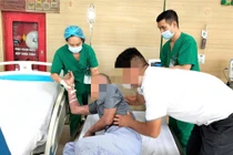 Ngừng tim, nhiễm khuẩn huyết sau ăn lòng lợn, tiết canh