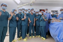 Ca thông tim điều trị tim bẩm sinh nặng cho bào thai thứ 13 thành công