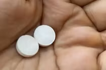 Biến chứng nguy hiểm vì tự uống thuốc phá thai tại nhà