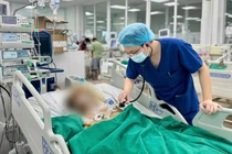 Uống rượu trên 10 năm, nhiều người nguy kịch vì xơ gan