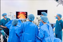 Cắt toàn bộ dạ dày, cứu sống người bệnh ung thư dạ dày, bệnh tim phức tạp