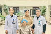 Điều kỳ diệu ca phẫu thuật lấy máu tụ dưới màng cứng ở người bệnh 89 tuổi