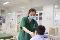 Phối hợp liên tuyến cứu trẻ 10 tuổi ngừng tim, hôn mê do đuối nước.