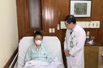 Cứu sống người bệnh 69 tuổi nhờ phẫu thuật khối u lớn sau phúc mạc