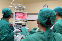 Đau bụng, ăn kém không ngờ ung thư đại trực tràng