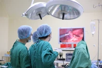 Mệt mỏi, xanh xao, người đàn ông phát hiện u sùi tâm vị