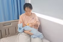 Truyền 5 đơn vị máu cứu sản phụ bị tai biến sản khoa nguy hiểm