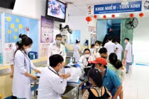 Nhiều trẻ bị tay chân miệng nặng do EV71, Sở Y tế TP HCM cảnh báo