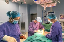 Biến chứng do vùi dương vật, hẹp bao quy đầu