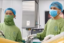 Mãn kinh 30 năm, u xơ vẫn 'thức giấc' gây biến chứng nguy hiểm