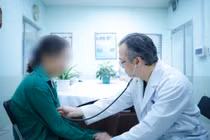 Cứu sống sản phụ Campuchia bị bóc tách động mạch chủ cấp tính nguy hiểm