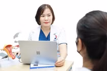 Cô gái 20 tuổi chưa dậy thì do hội chứng suy sinh dục hiếm gặp