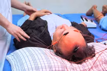 Kết hợp y học hiện đại và y học cổ truyền phục hồi di chứng đột quỵ