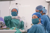 Chủ quan rong kinh kéo dài, người phụ nữ phải cắt bỏ tử cung