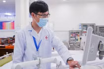 Cứu cụ bà 91 tuổi mắc 4 bệnh nguy kịch, tỷ lệ tử vong cao