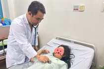 Cứu bệnh nhân vỡ thai ngoài tử cung máu tràn ổ bụng