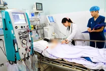 Lọc máu cứu sống người phụ nữ nặng 100kg ngừng tim do sốc nhiễm trùng nặng