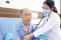 U phổi khiến người đàn ông bị tràn dịch màng tim chèn ép tim cấp nguy kịch