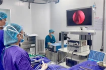 Sống cùng dị tật bẩm sinh hiếm gặp tịt cửa mũi sau