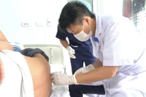 Rủ nhau đi khám đau đầu, 3 người phát hiện ký sinh trùng gây viêm màng não