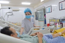 Uống nước đường chữa đái tháo đường, bệnh nhân nguy kịch phải cấp cứu