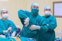 Uống thuốc huyết áp 15 năm không cải thiện do không biết u tuyến thượng thận