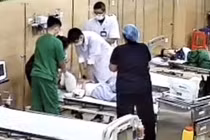 Phản ứng vàng của gia đình, cụ ông 90 tuổi nghẹt đường thở thoát chết