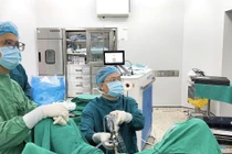 Laser phẫu thuật u tiền liệt tuyến 'khổng lồ' cho cụ ông 94 tuổi