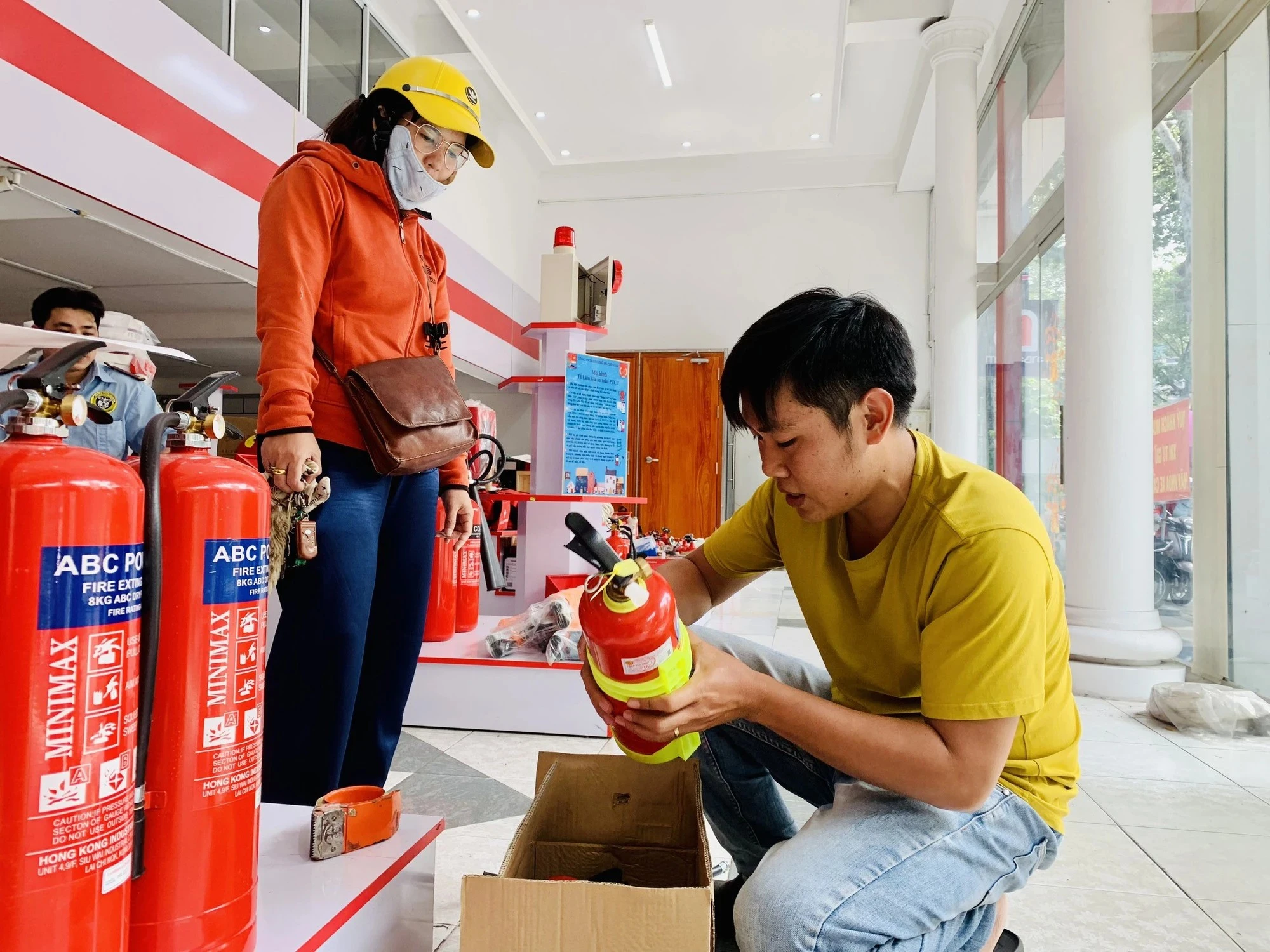 [VIDEO] Hà Nội liên tiếp cháy chung cư, cảnh sát PCCC khuyến cáo kỹ năng thoát hiểm