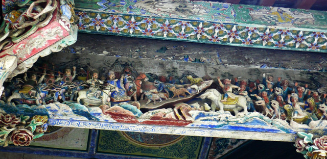 Tranh tượng ở Trung Quốc mô tả chiến dịch Nam Trung (quân Nam Man đang xua hổ, báo tấn công quân Thục). Ảnh Wikipedia. Tranh tượng ở Trung Quốc mô tả chiến dịch Nam Trung (quân Nam Man đang xua hổ, báo tấn công quân Thục). Ảnh Wikipedia.